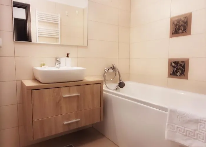 Mustetesti Residential Modern Apartment North Bucharest Apartmán *